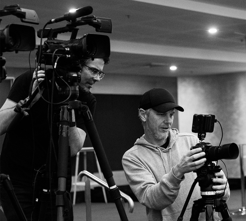 behind the scenes photography elite speaker showreel days melinda hird